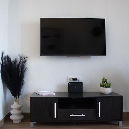 Duchess Harbour View Apartment Sými Luaran gambar